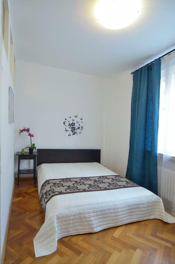 Modern Apartment Navratilova II Praha Exteriér fotografie